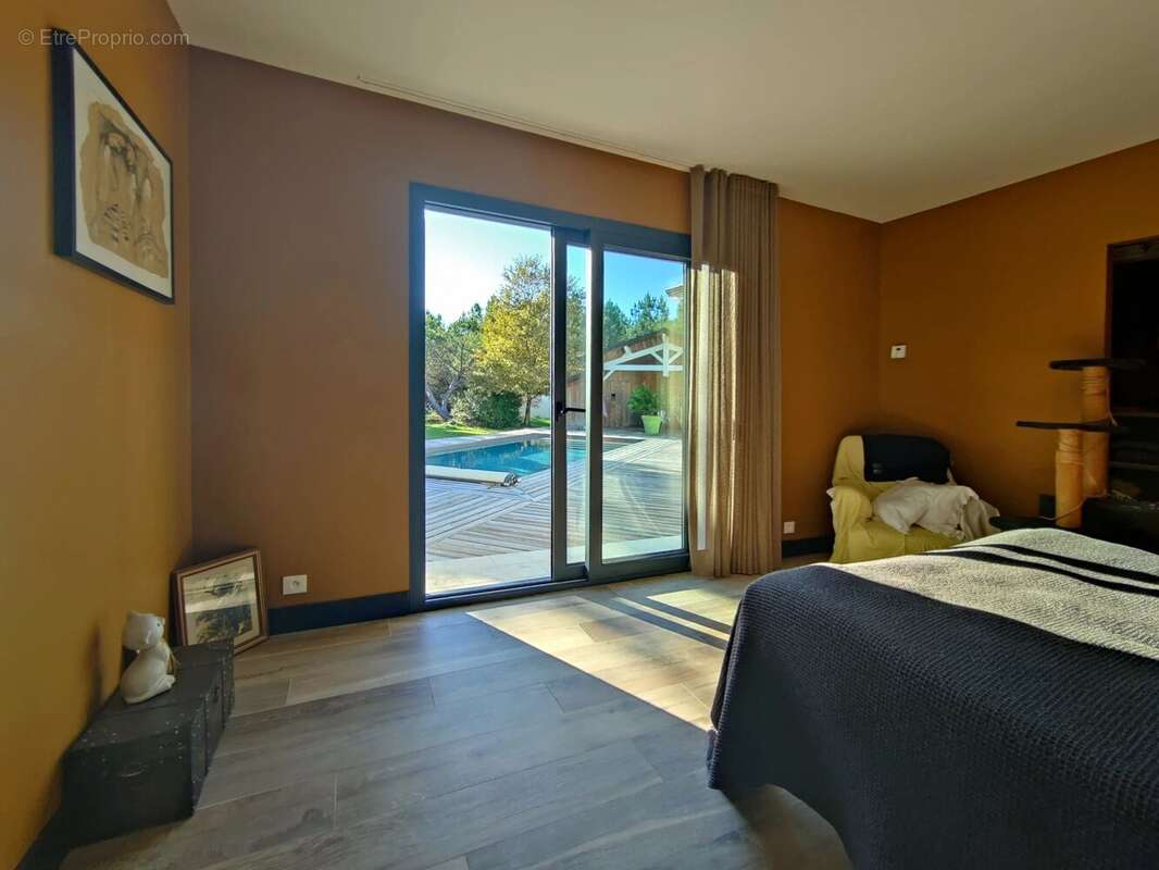 Maison à CABANAC-ET-VILLAGRAINS