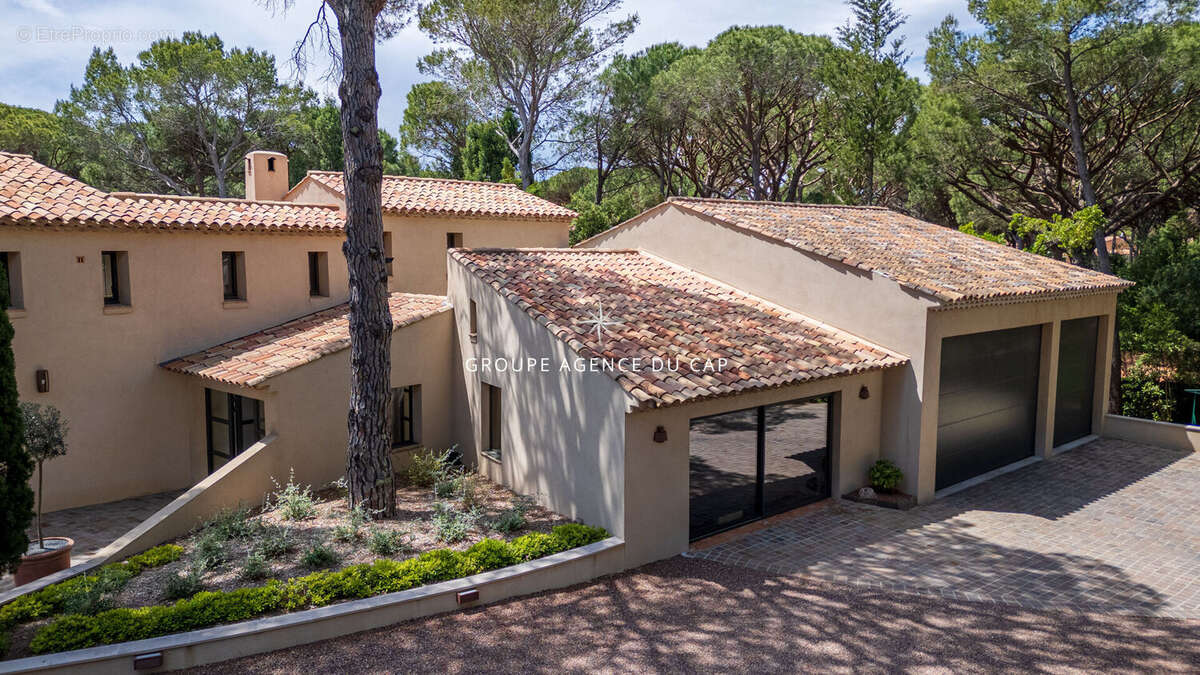 Maison à SAINT-RAPHAEL