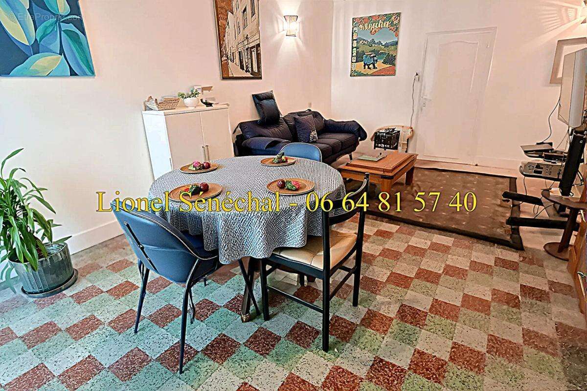 Maison à SILLE-LE-GUILLAUME