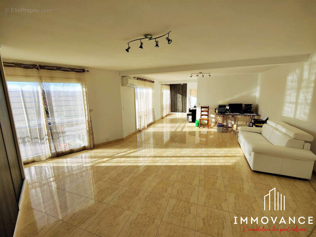 Maison à SAINT-MARTIN-DE-LONDRES