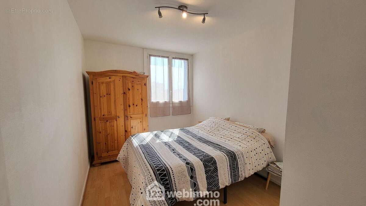 Appartement à FONTAINE