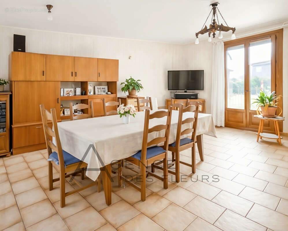 Maison à SAINT-PIERRE-LES-ELBEUF