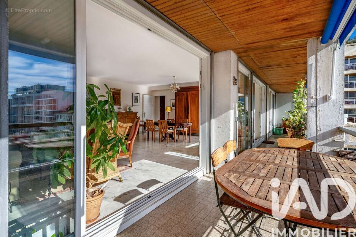 Photo 5 - Appartement à MARSEILLE-8E