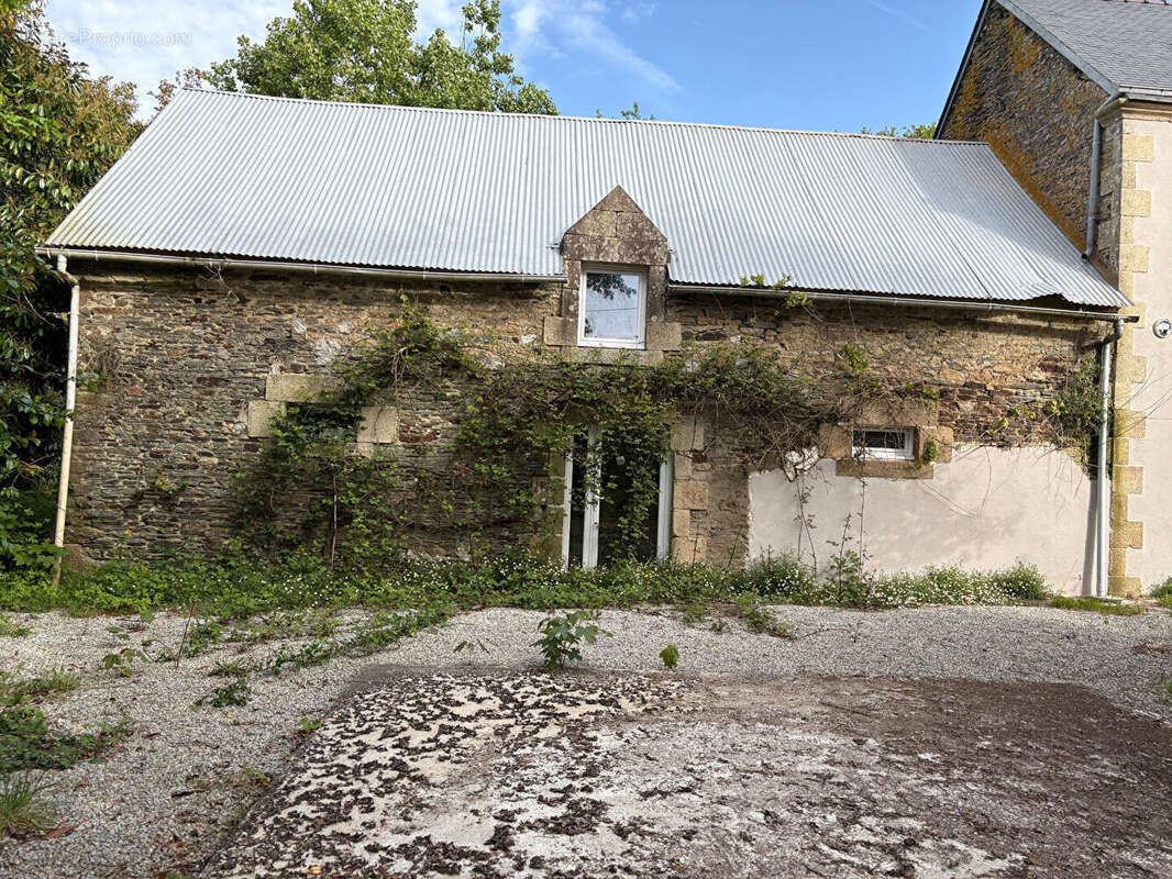 Maison à MOREAC