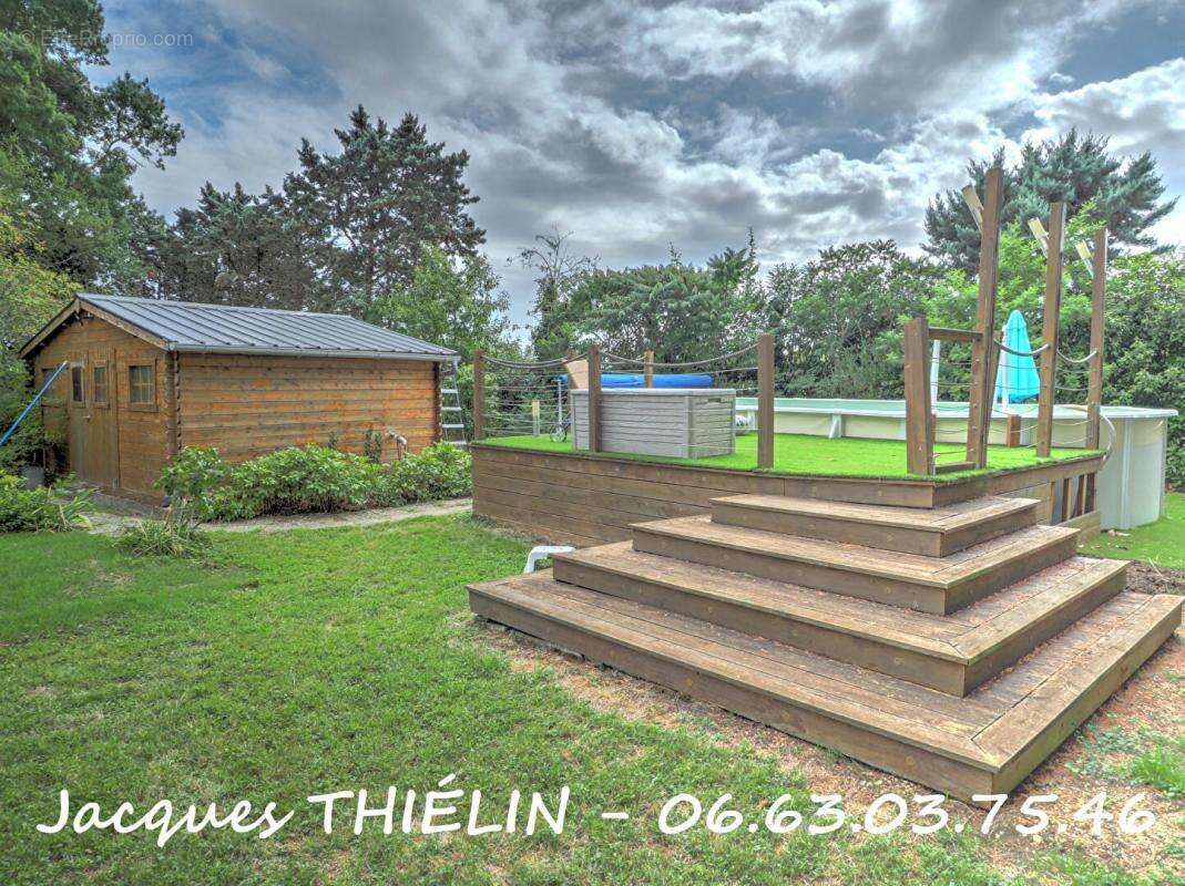 Maison à LONGUE-JUMELLES