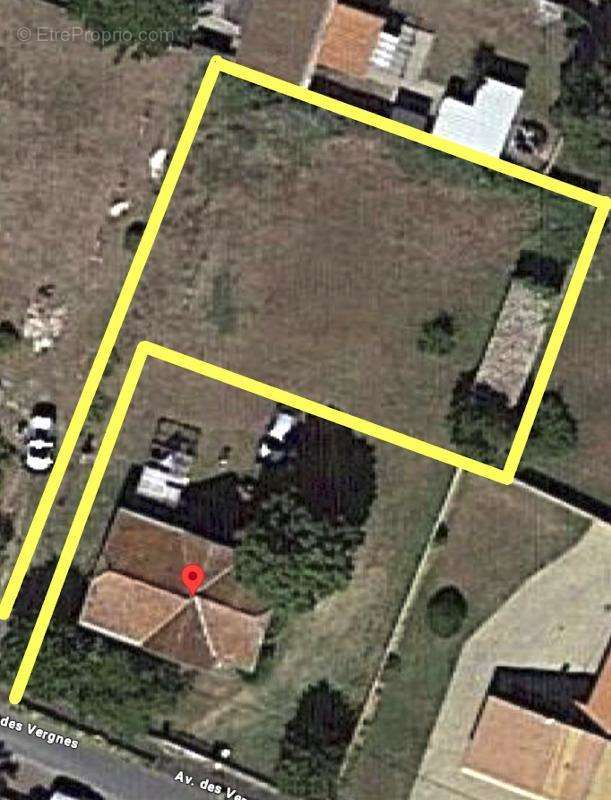 Terrain à MESCHERS-SUR-GIRONDE