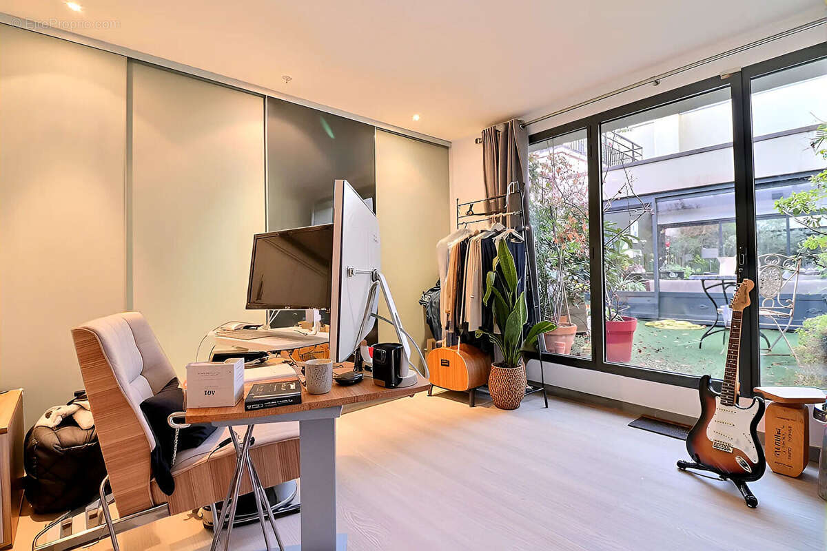 Appartement à COLOMBES