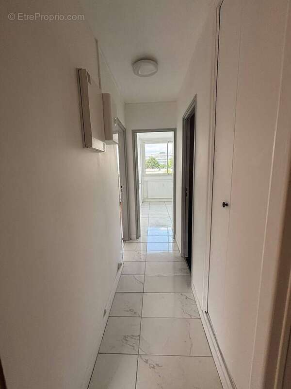 Appartement 72 m² à Limoges  - photo 6
