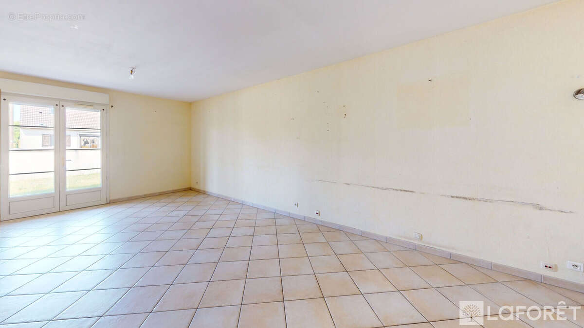 Maison à ROMILLY-SUR-SEINE