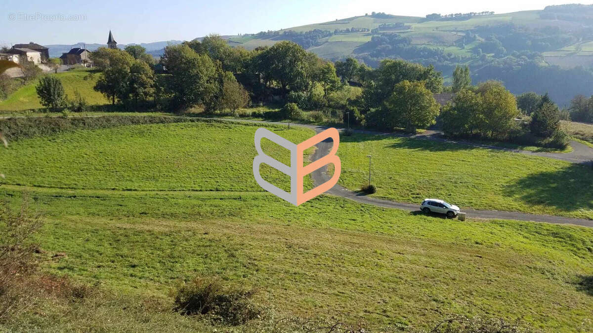 Terrain à LA BASTIDE-SOLAGES