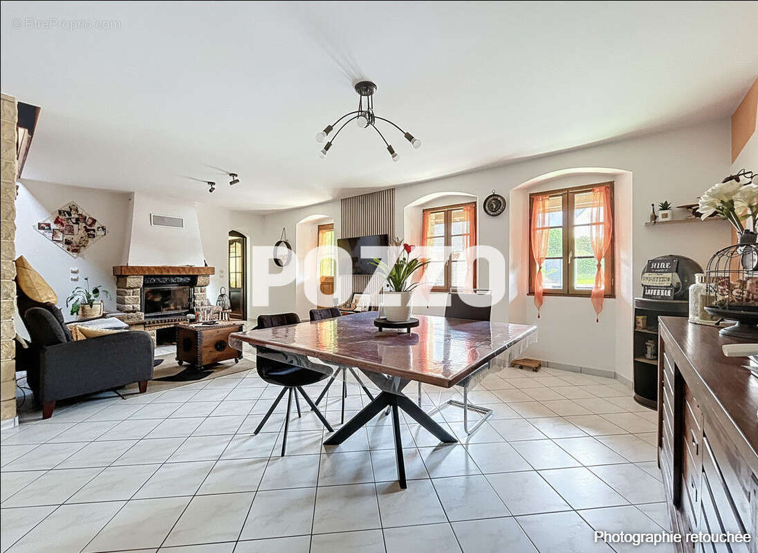 Maison à SAINT-JEAN-DES-BAISANTS