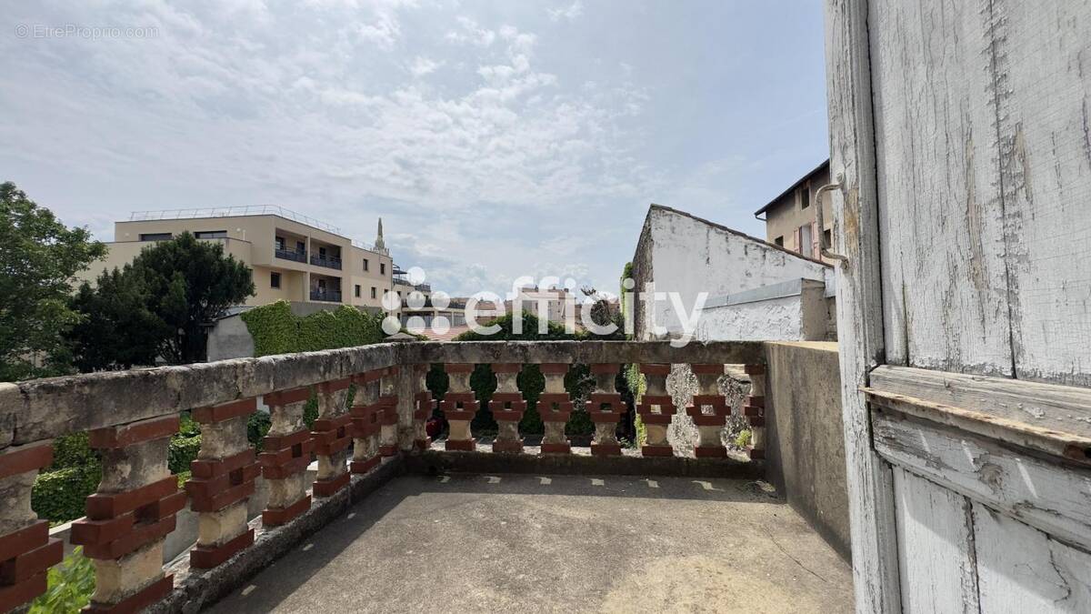 Appartement à ROMANS-SUR-ISERE