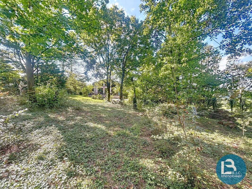 Maison à SAINTE-FOY-LES-LYON