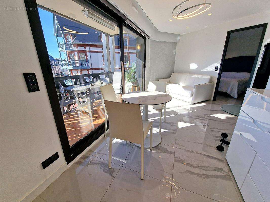 Appartement à DEAUVILLE