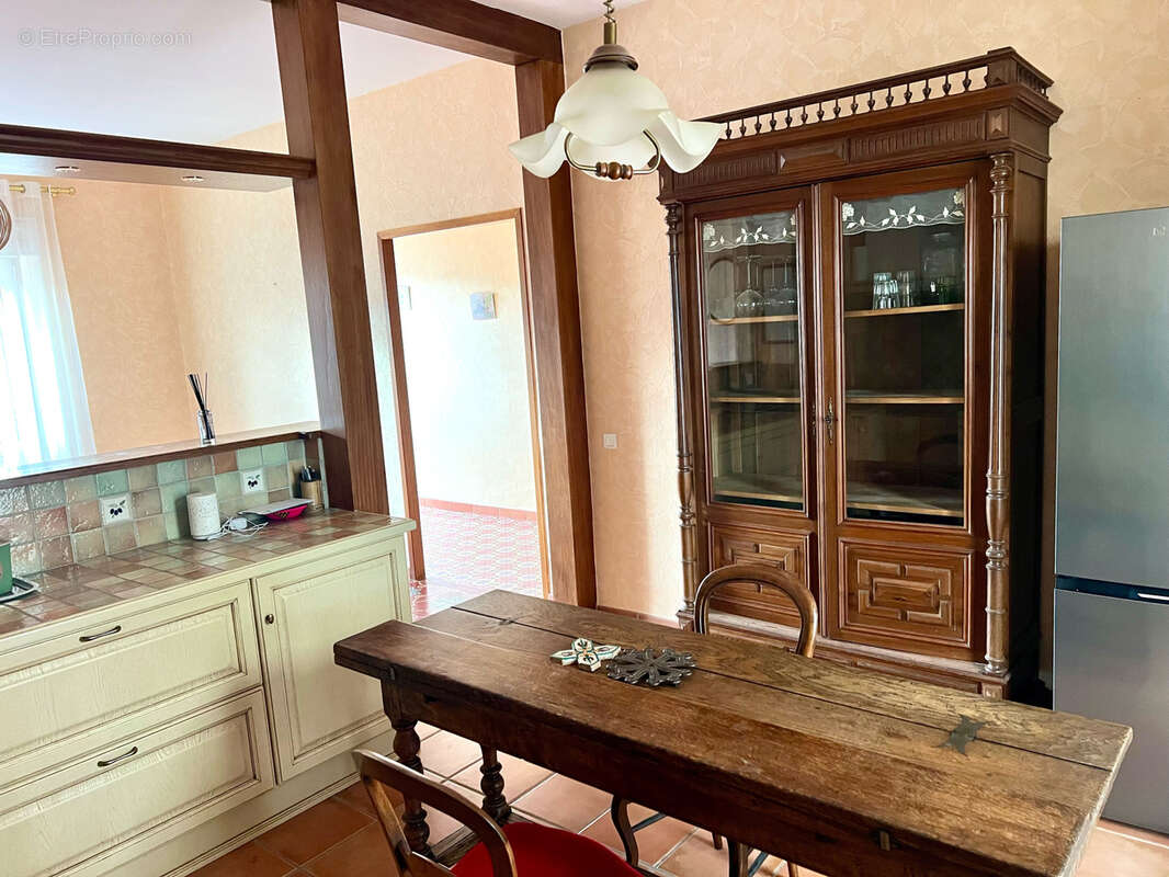 Maison à SAINT-LAURENT-DE-LA-CABRERISSE