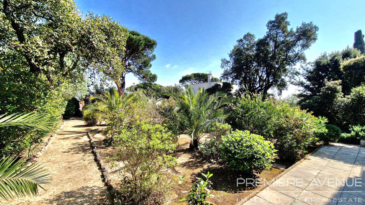 Maison à SAINTE-MAXIME