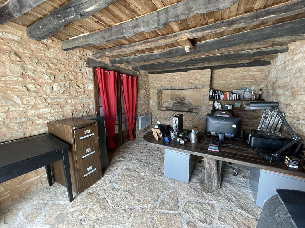 Maison à BROUCHAUD
