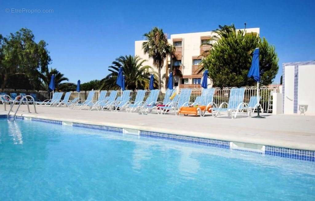 Appartement à LA LONDE-LES-MAURES