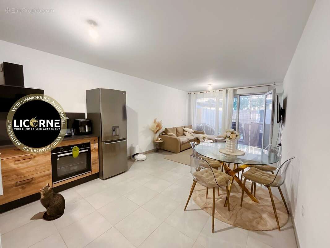 Appartement à MARSEILLE-2E