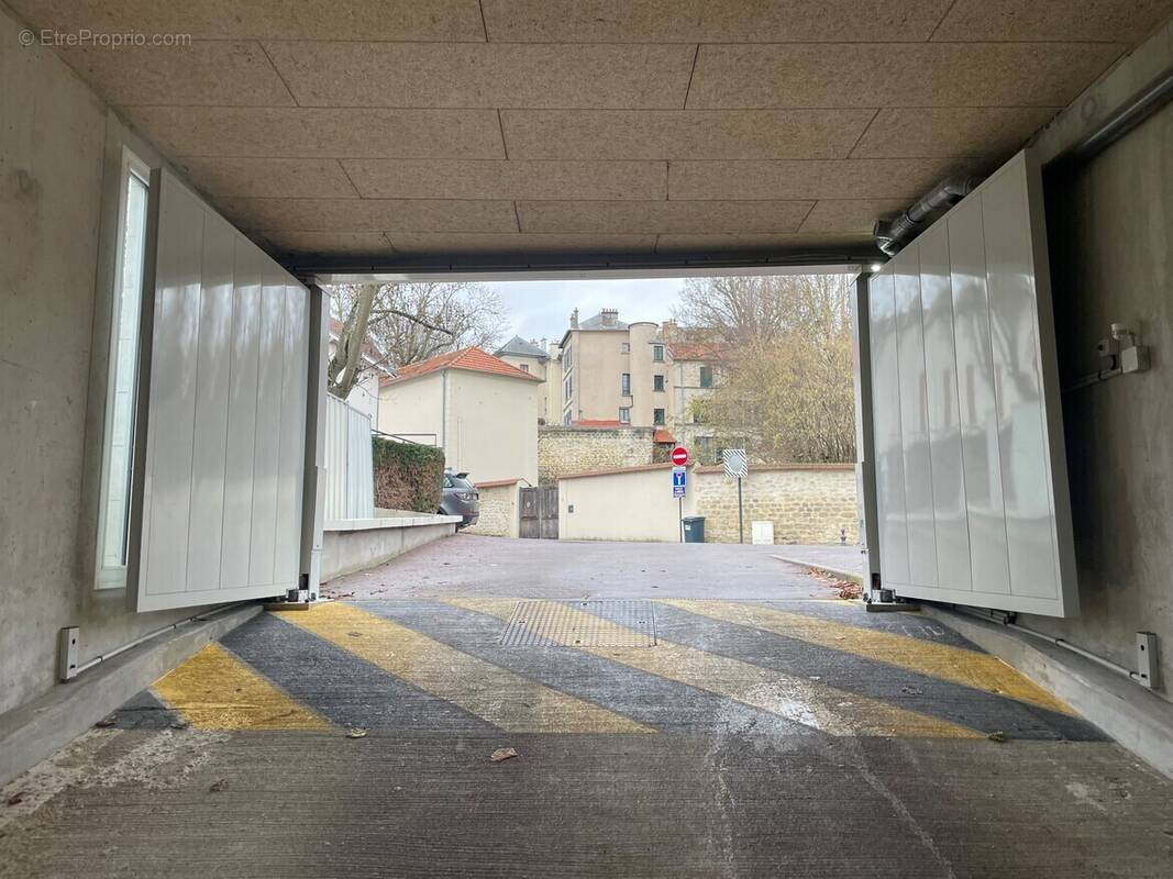 Parking à SAINT-GERMAIN-EN-LAYE