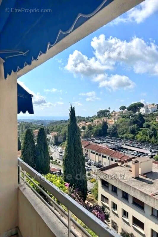 Appartement à VENCE