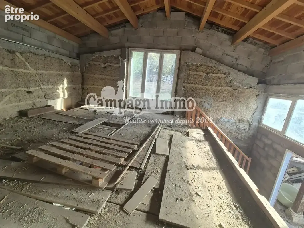 Nouveauté à montchal -  maison au calme avec fort potentiel - photo 14