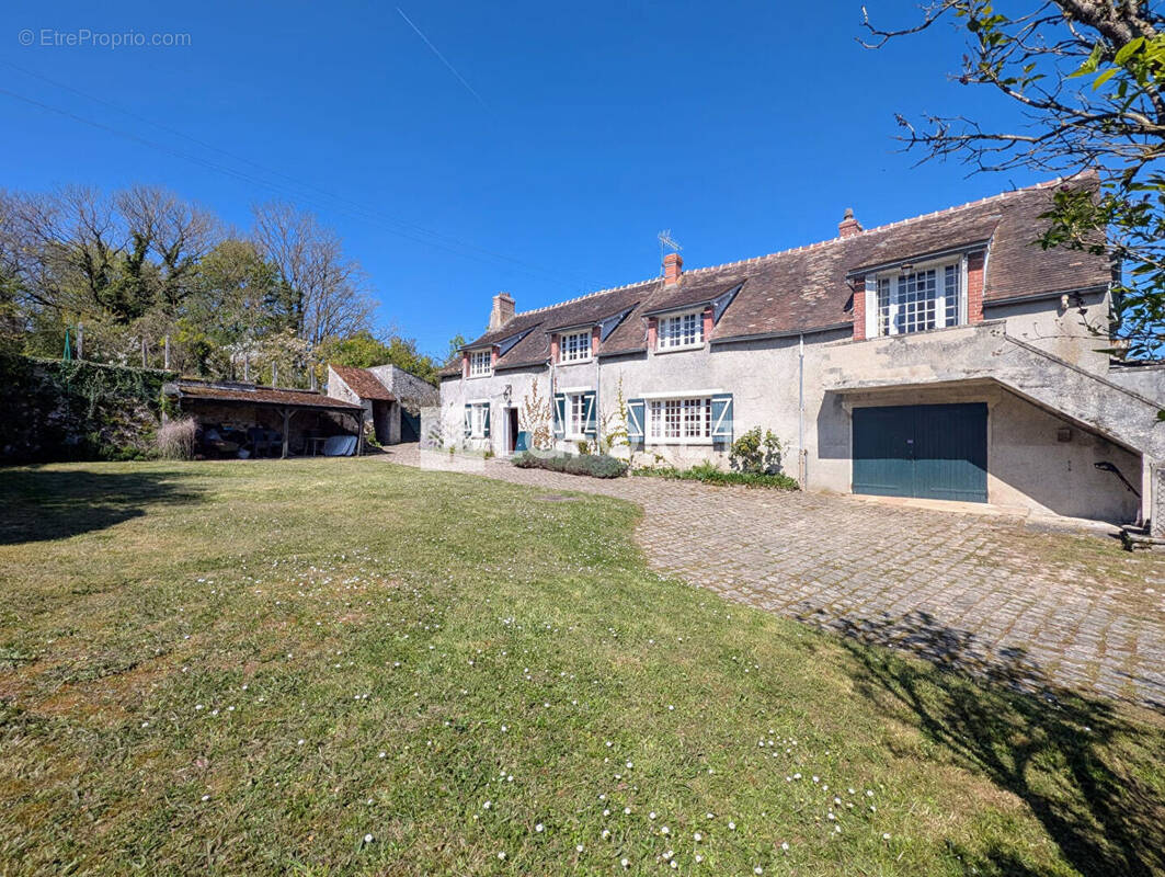 Maison à MILLY-LA-FORET