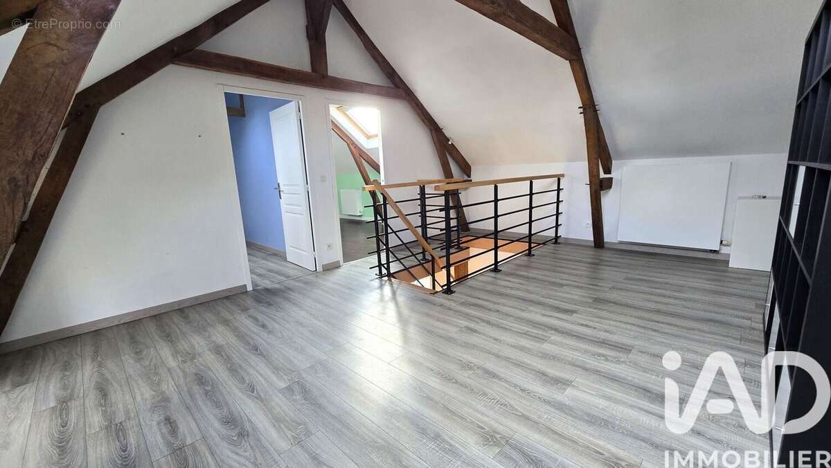 Photo 6 - Maison à LIVRE-SUR-CHANGEON