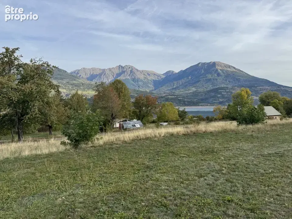 Terrain à SAVINES-LE-LAC