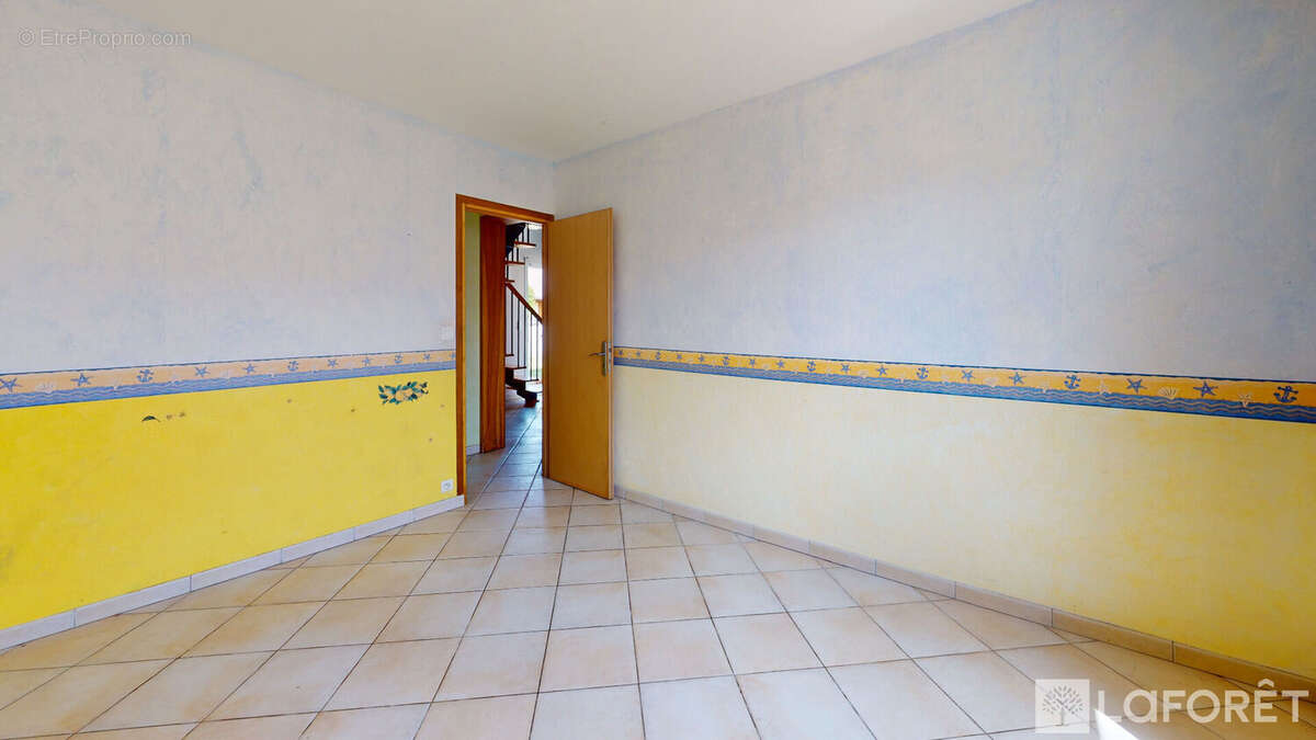 Maison à ROMILLY-SUR-SEINE