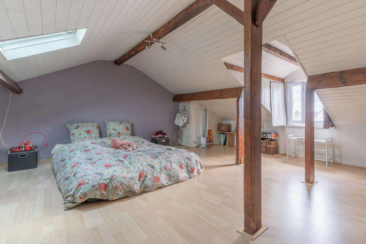 Maison à HOUILLES