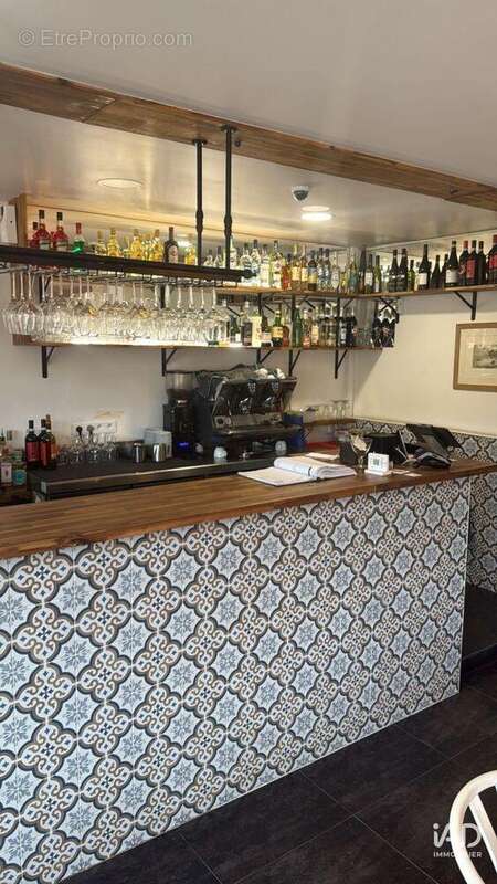 Photo 3 - Commerce à LONGJUMEAU