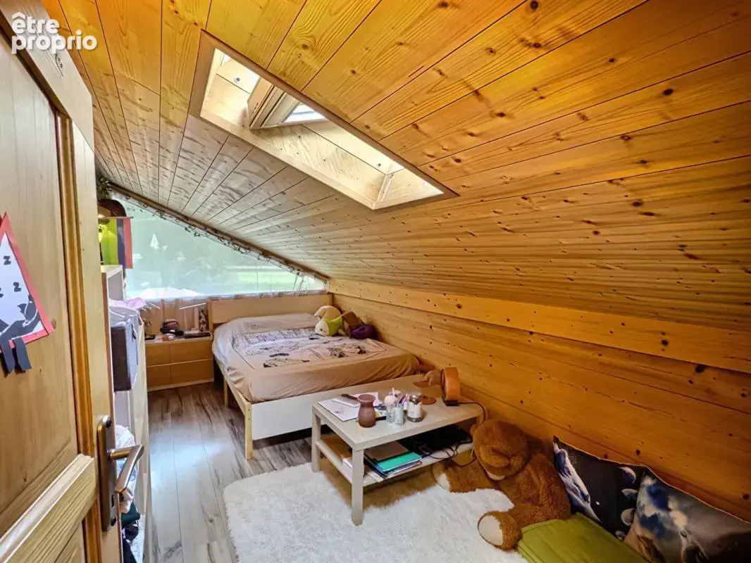 Magland appartement t4 duplex 70 m2 carrez , 110m2 superficie totale240 000 euros - photo 6