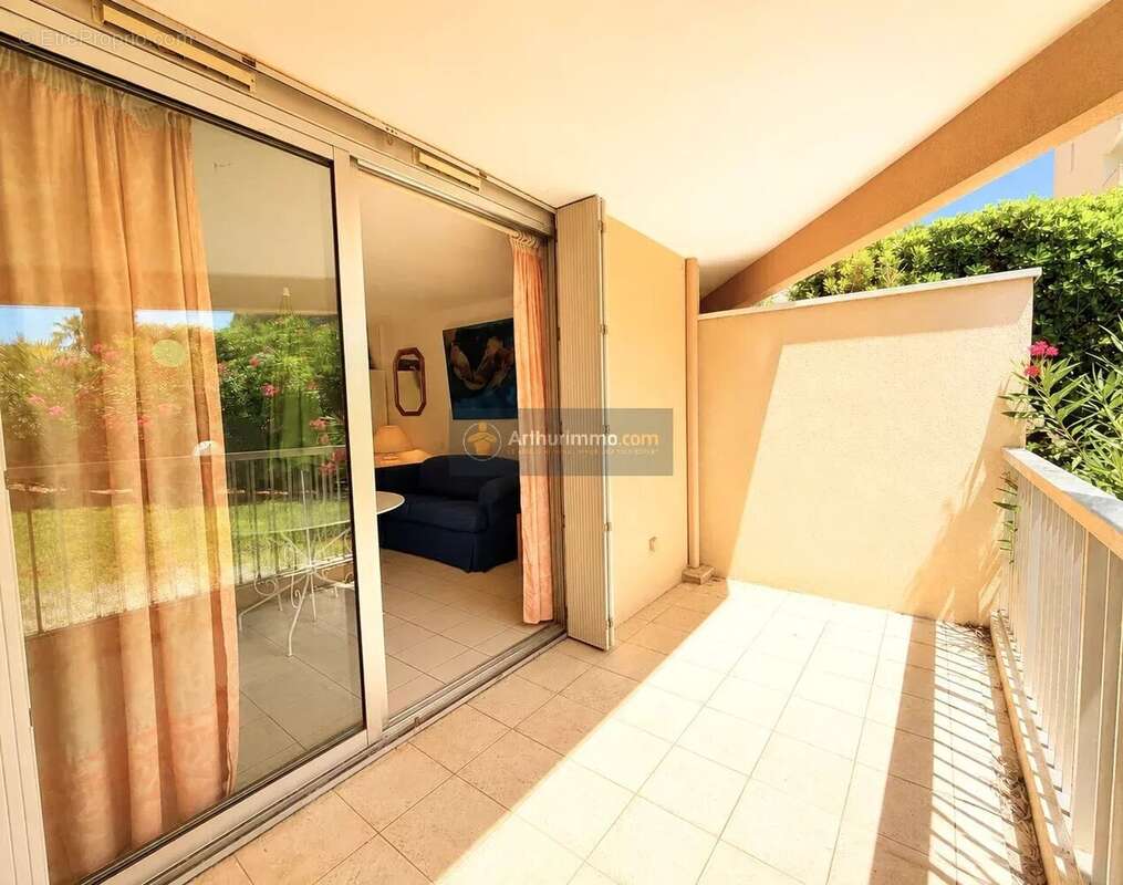 Appartement à SAINT-RAPHAEL