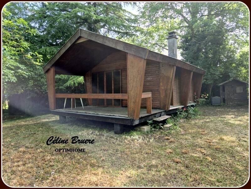 Maison à JUZIERS