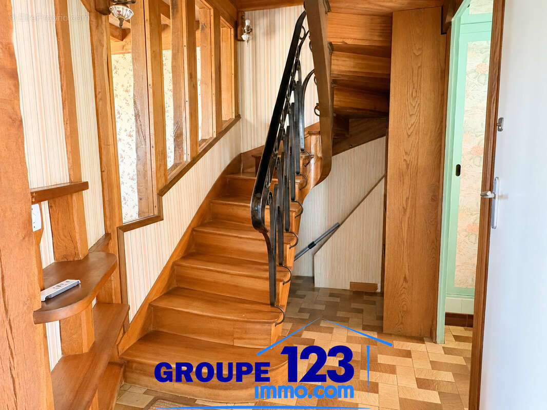 Maison familiale à Auxerre - Quartier Saint-Julien / Saint-Amâtre - photo 6