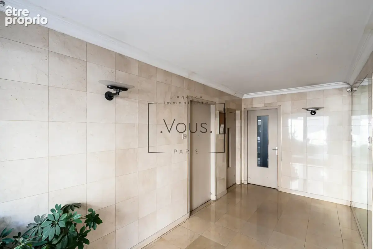Deux pièces penthouse et ses 50 m2 de terrasses sur le ciel de Paris (Paris XVe) - photo 19