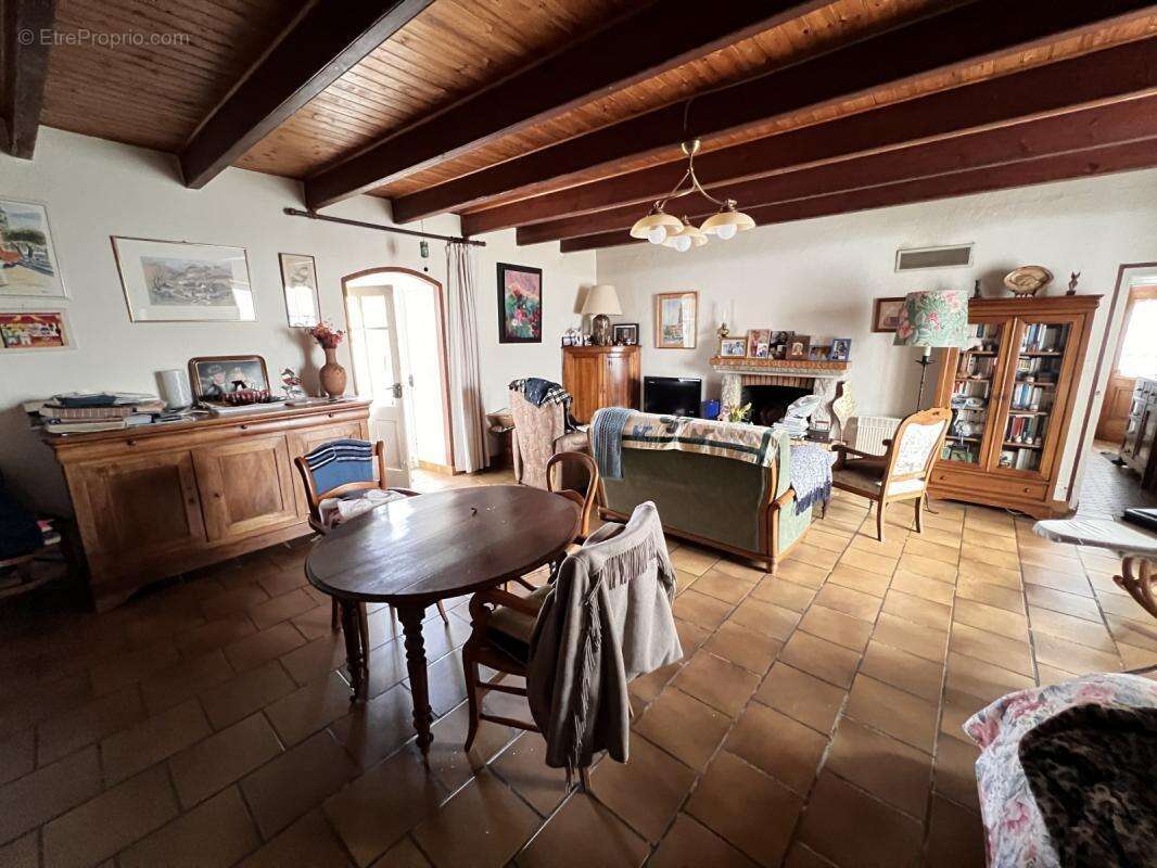 Maison à LONGEVILLE-SUR-MER