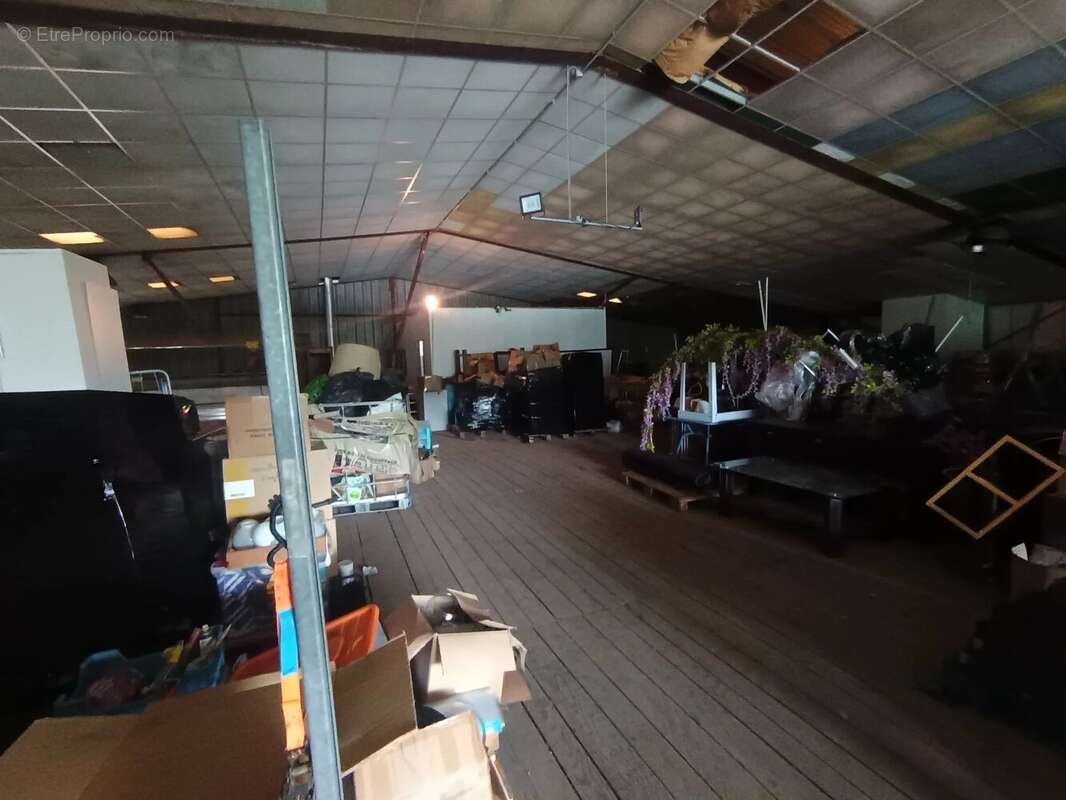 Commerce à BREUILLET