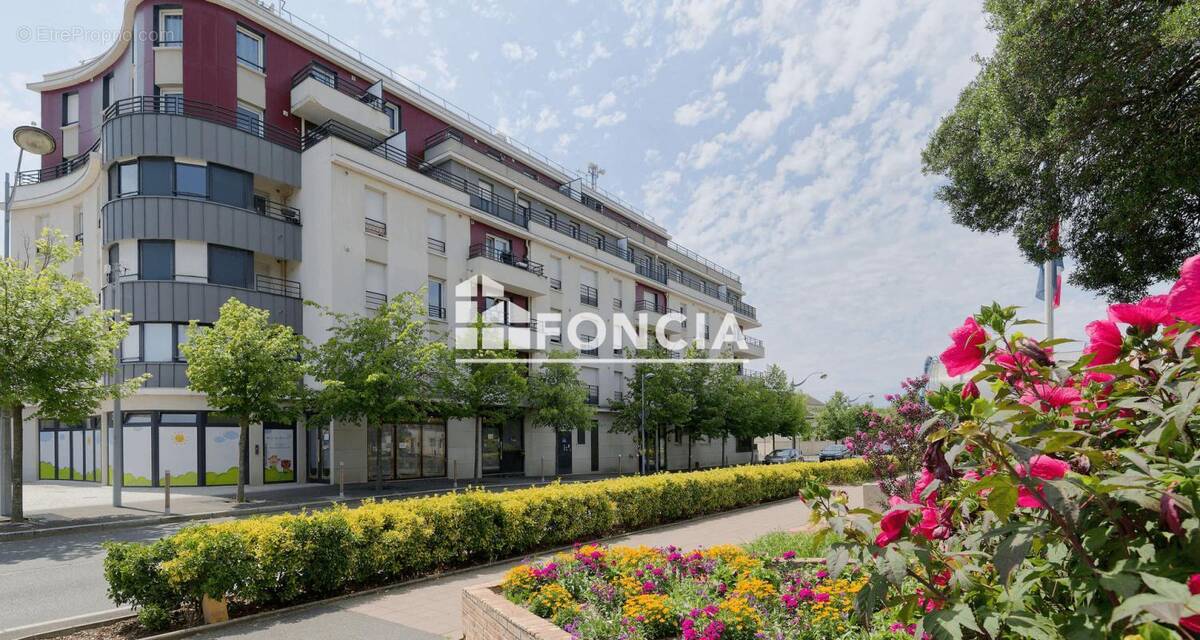 Appartement à QUINCY-SOUS-SENART
