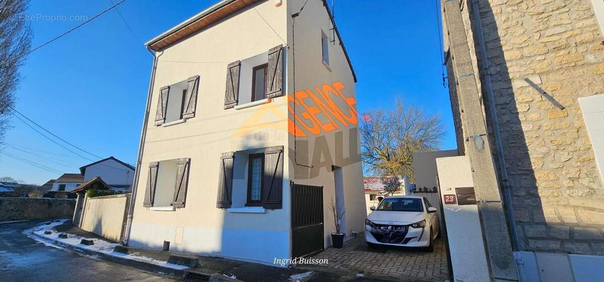 Maison à ASNIERES-SUR-OISE