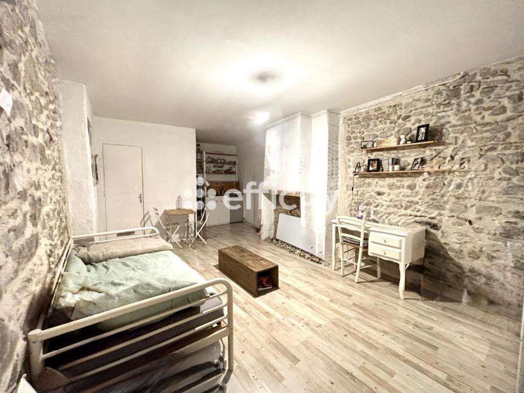 Appartement à LYON-5E