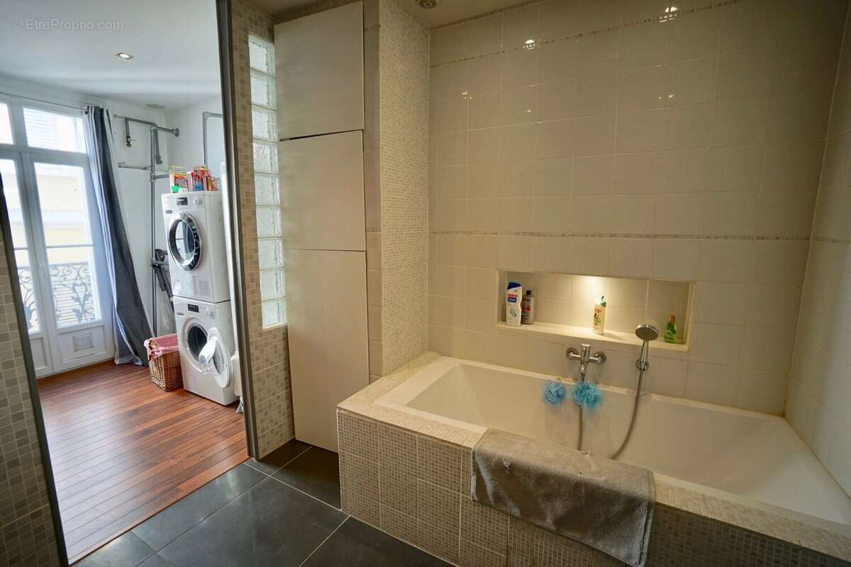 Coup de coeur pour ce T3 meublé, centre ville - photo 15