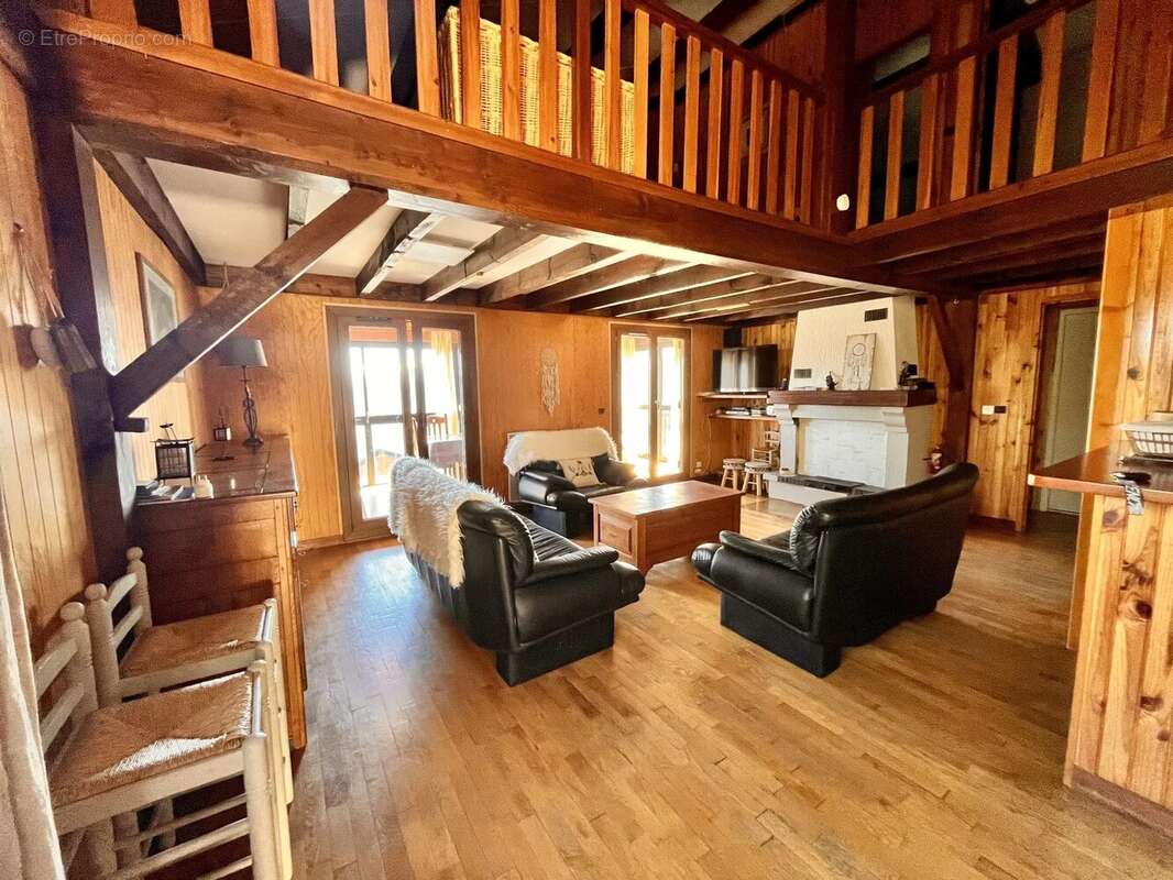 Maison à LES ANGLES