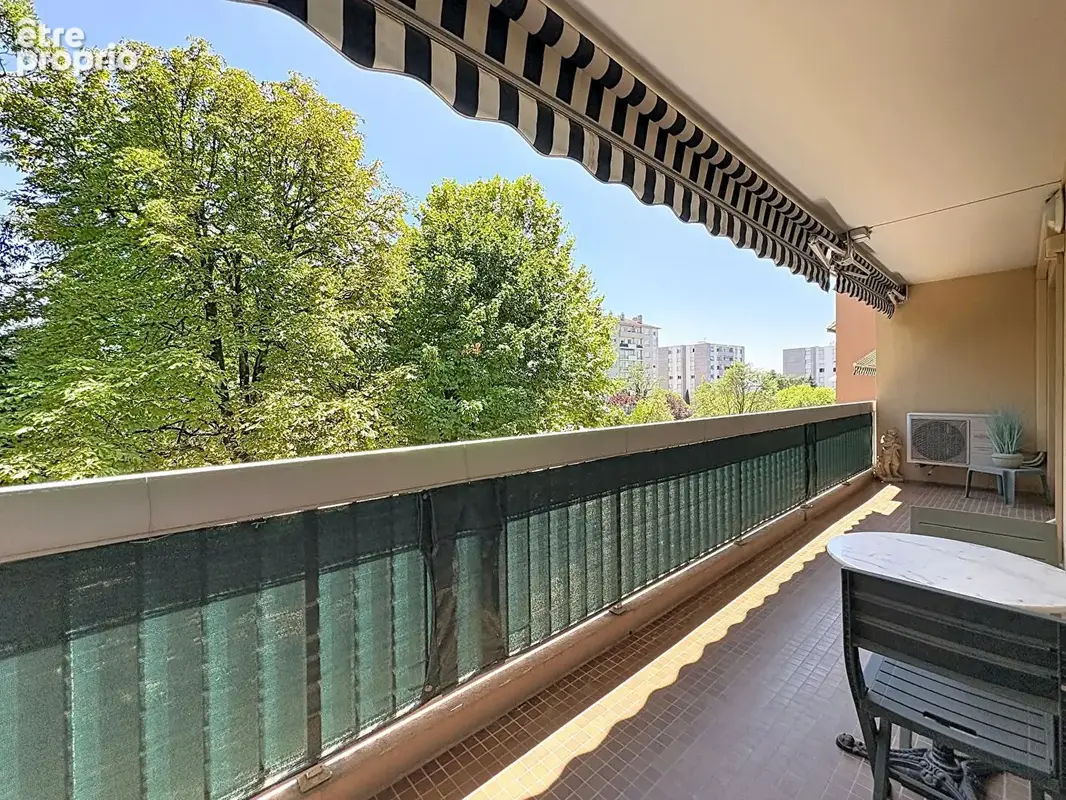 A VENDRE Appartement T3 Caluire Et Cuire 4 pièce(s) 85.22 m2 avec balcon - photo 5