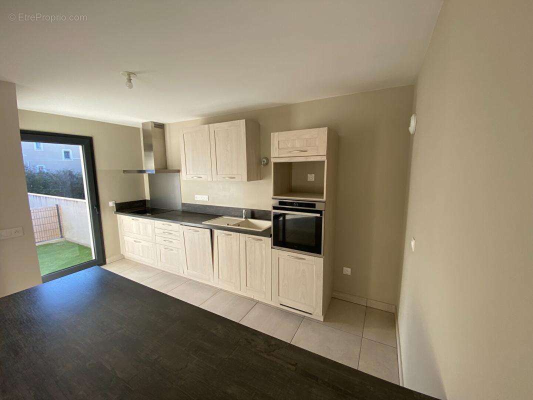 Appartement à BARBENTANE