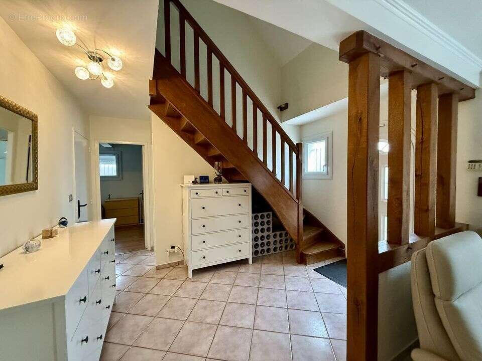 Maison à DONNEMARIE-DONTILLY