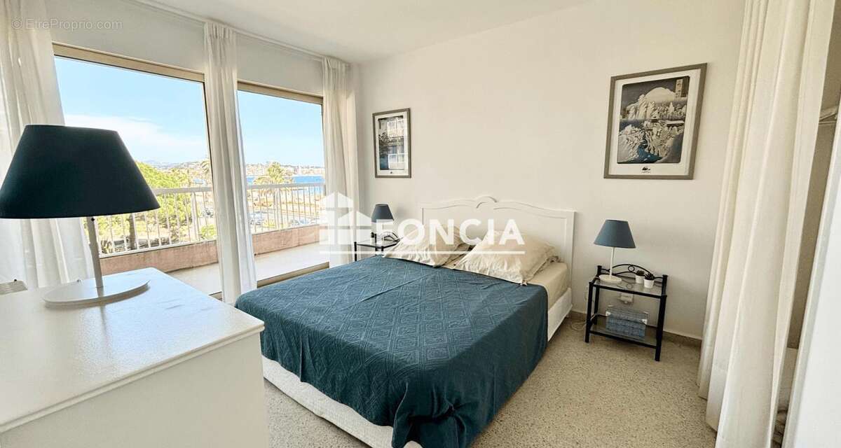 Appartement à FREJUS