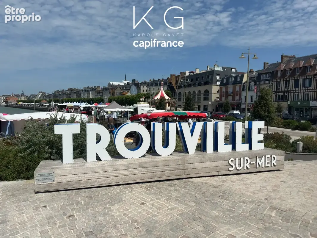 Trouville-sur-mer, maison de pêcheur à vendre pleine de charme, proche commerces et à seulement 10 minutes à pied de la plage - photo 10