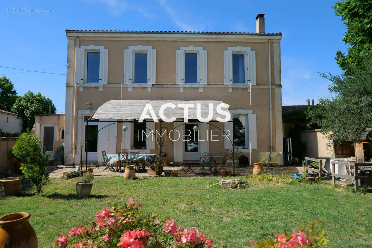 Maison à SALON-DE-PROVENCE